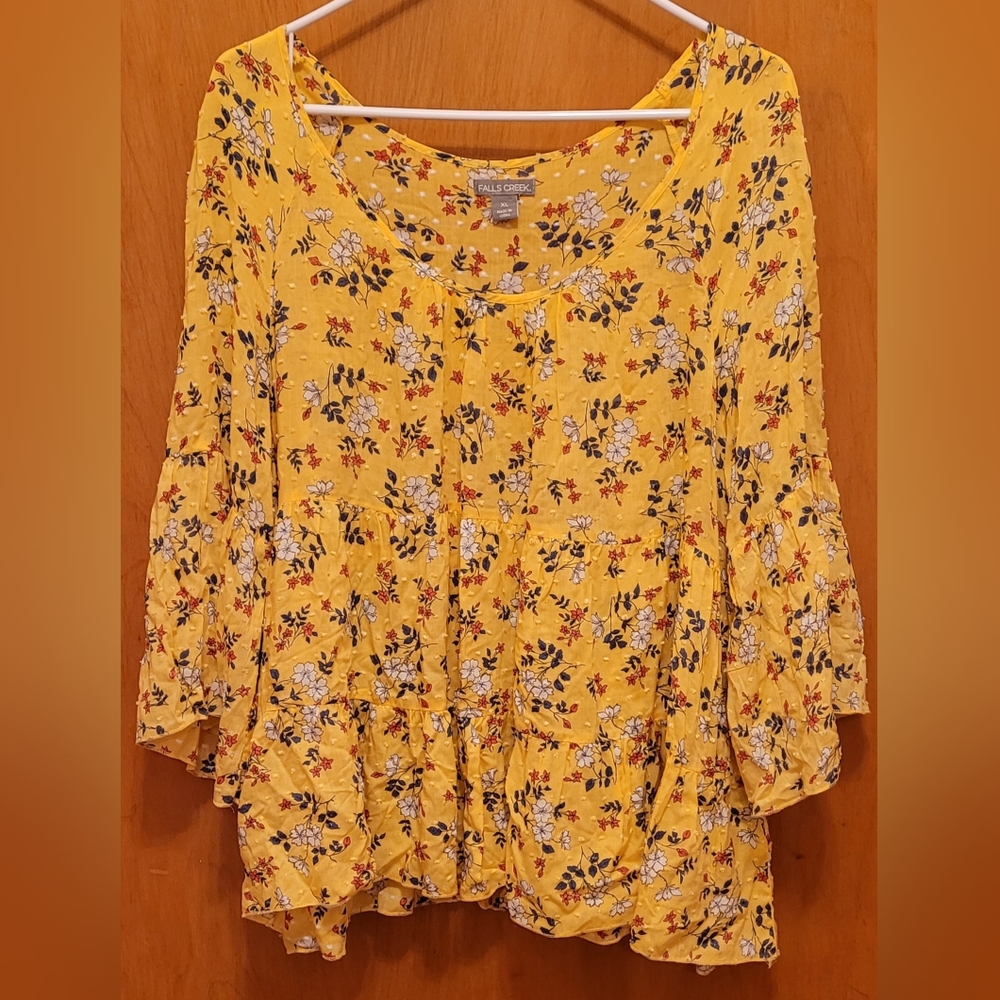 Falls Creek XL Yellow Floral Top
